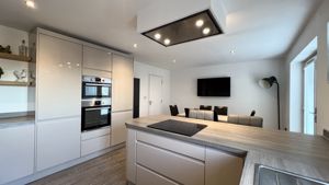 Photo 14- click for photo gallery